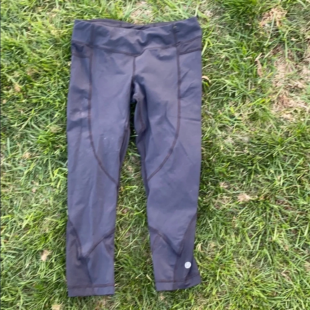 Lululemon black pants